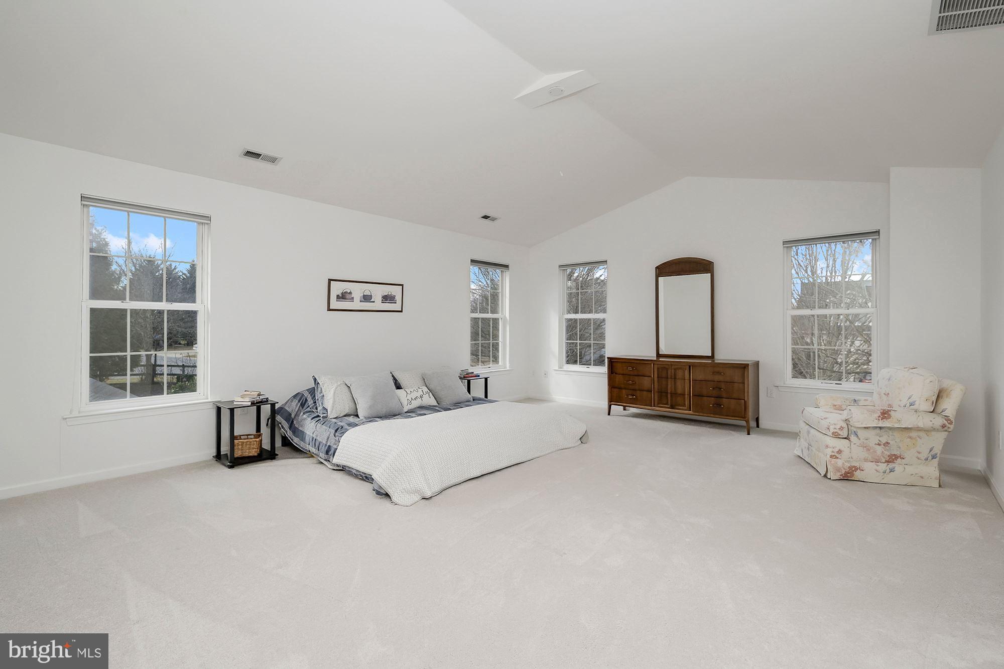 12100 Trailing Moss Gate Clarksville, MD 21029 - Photo 23 of 46 Primary Bedroom