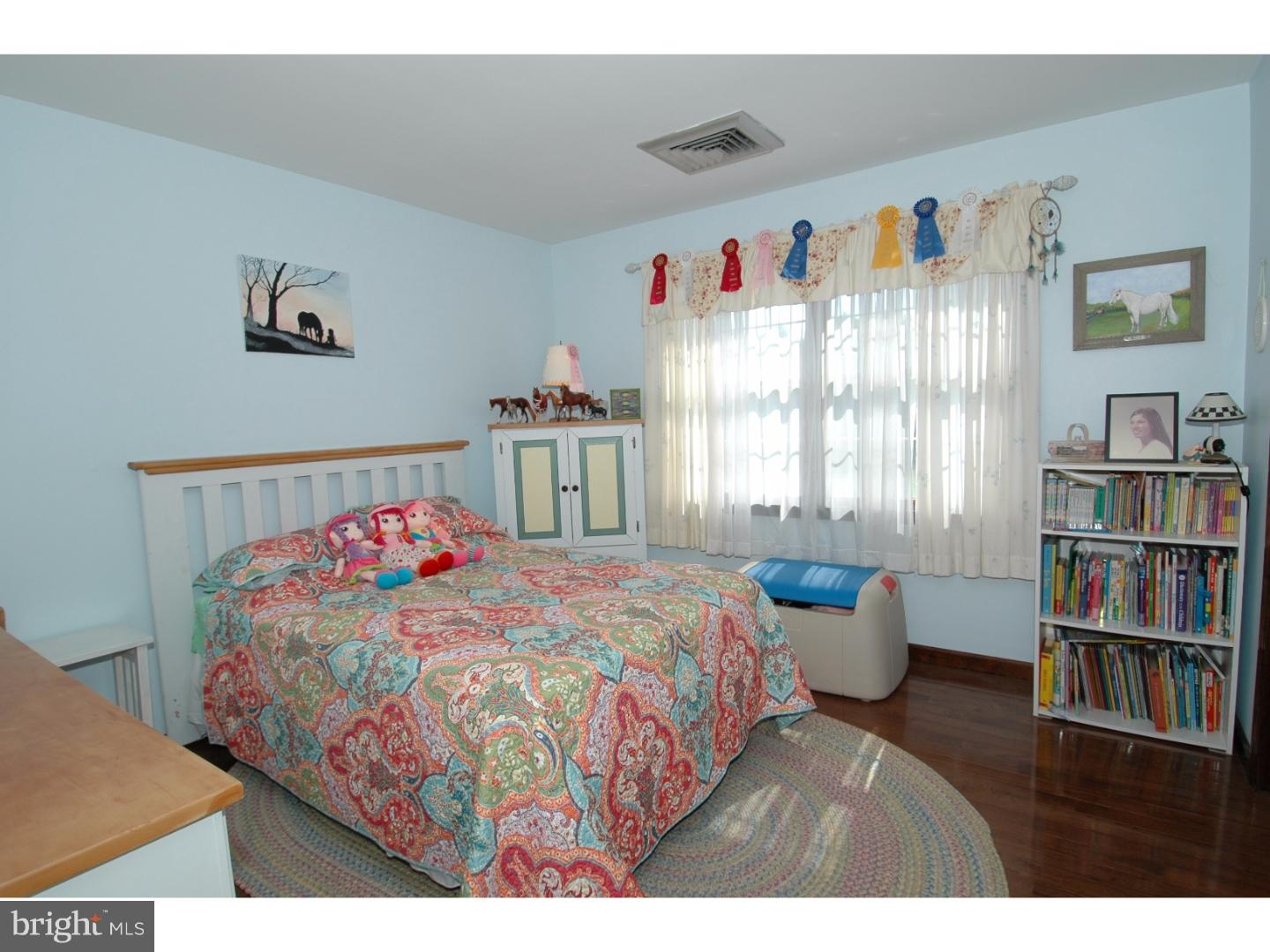 486 Island Road Columbus, NJ 08022 - Photo 14 of 25 Bedroom 3