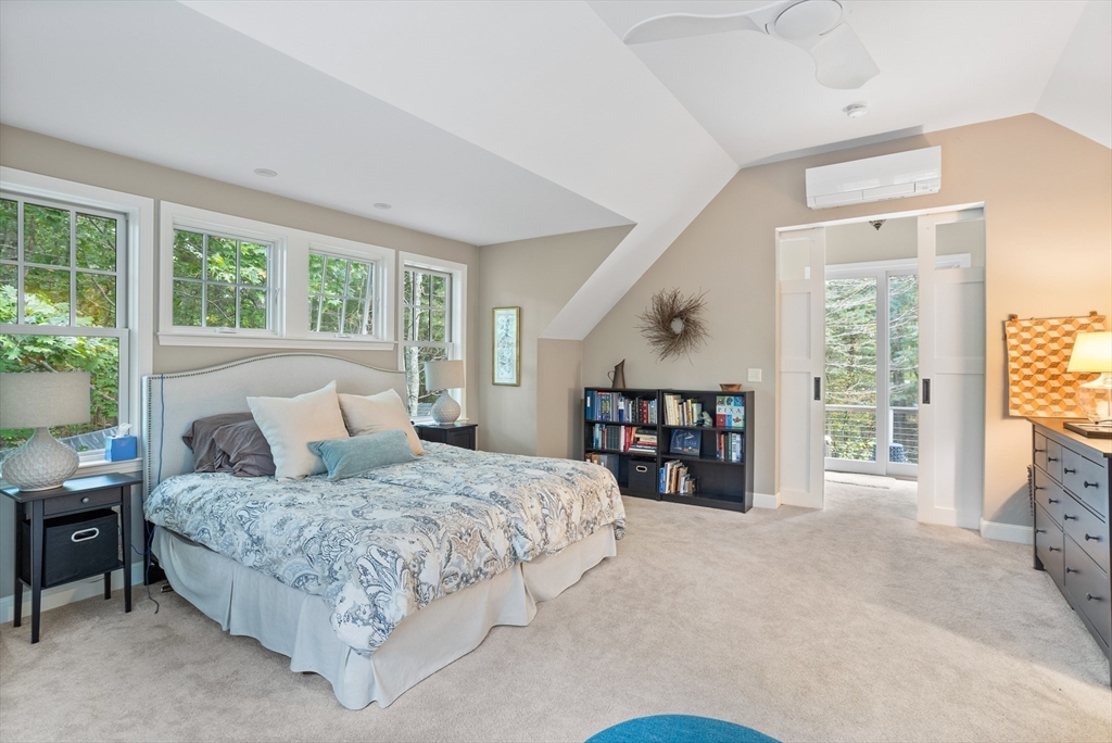 40 Richardson Road Boxborough, MA 01719 - Photo 27 of 39 a bedroom with a large bed and a window