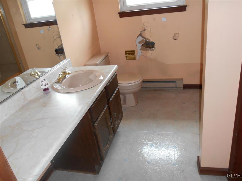 1658 Church Road Allentown, PA 18103 - Photo 11 of 17 Gallery Image 11