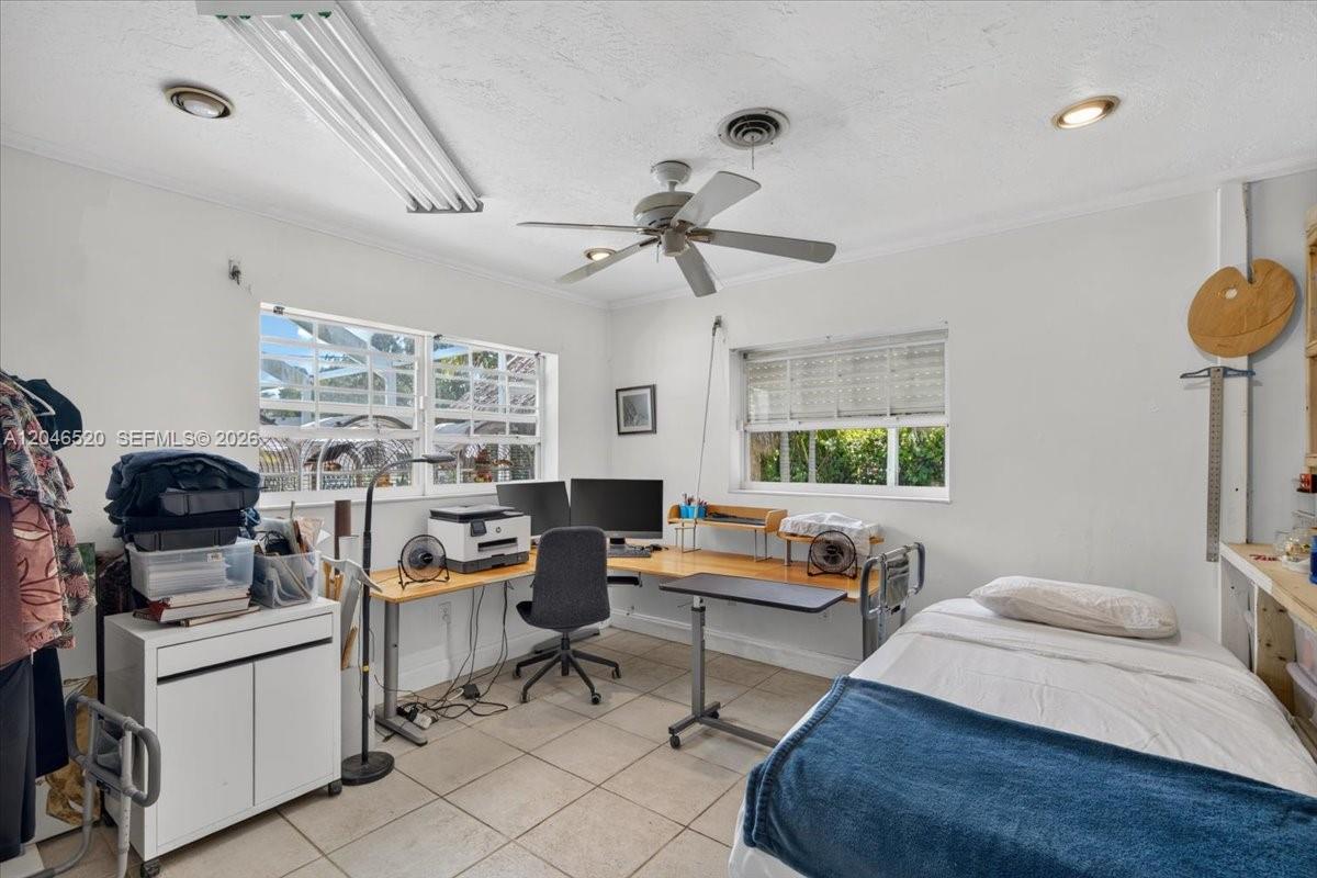 9841 Southwest 157th Terrace Miami, FL 33157 - Photo 20 of 54