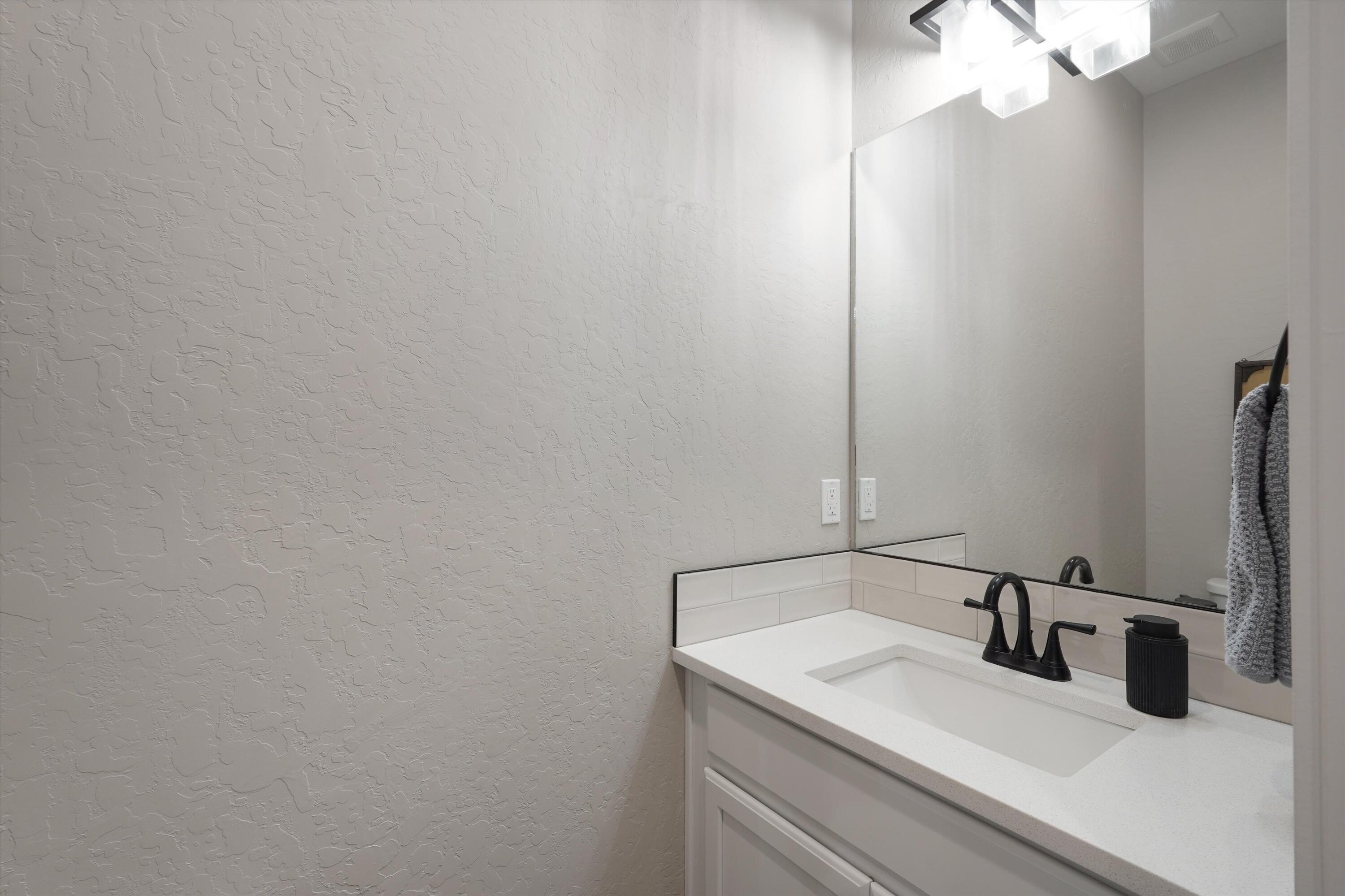 3860 Kodiak Road Northeast Rio Rancho, NM 87144 - Photo 30 of 39 Gallery Image 30