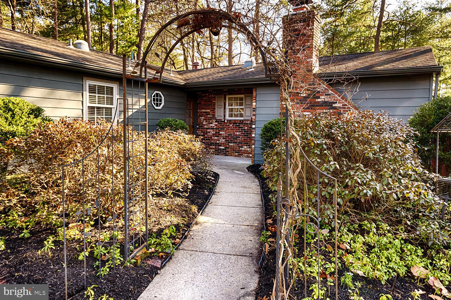 194 Tabernacle Road Medford Lakes, NJ 08055 - Photo 3 of 29 Front gardens to the entry