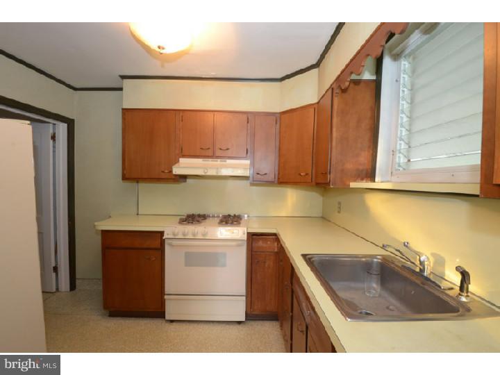 229 Fitzwilliams Road Bryn Mawr, PA 19010 - Photo 6 of 16 Kitchen