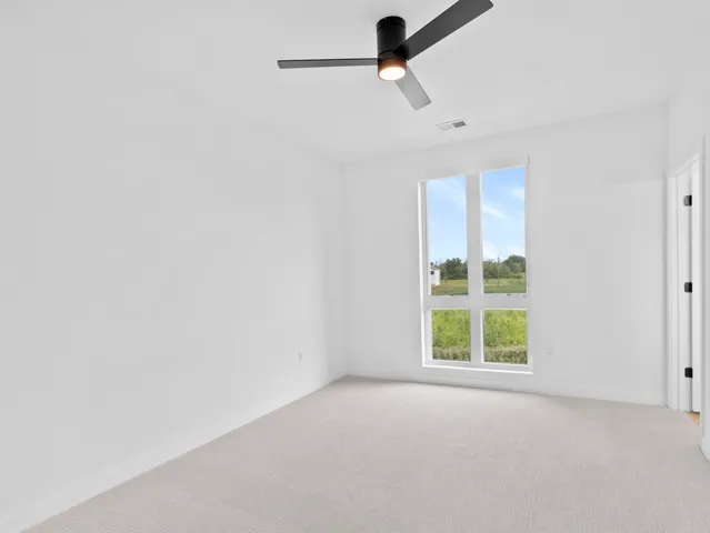 $464,900 | 4163 East Hemlock Drive, Unit 201, Oak Creek, WI 53154