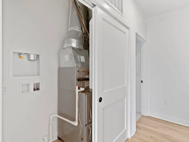 $464,900 | 4163 East Hemlock Drive, Unit 201, Oak Creek, WI 53154