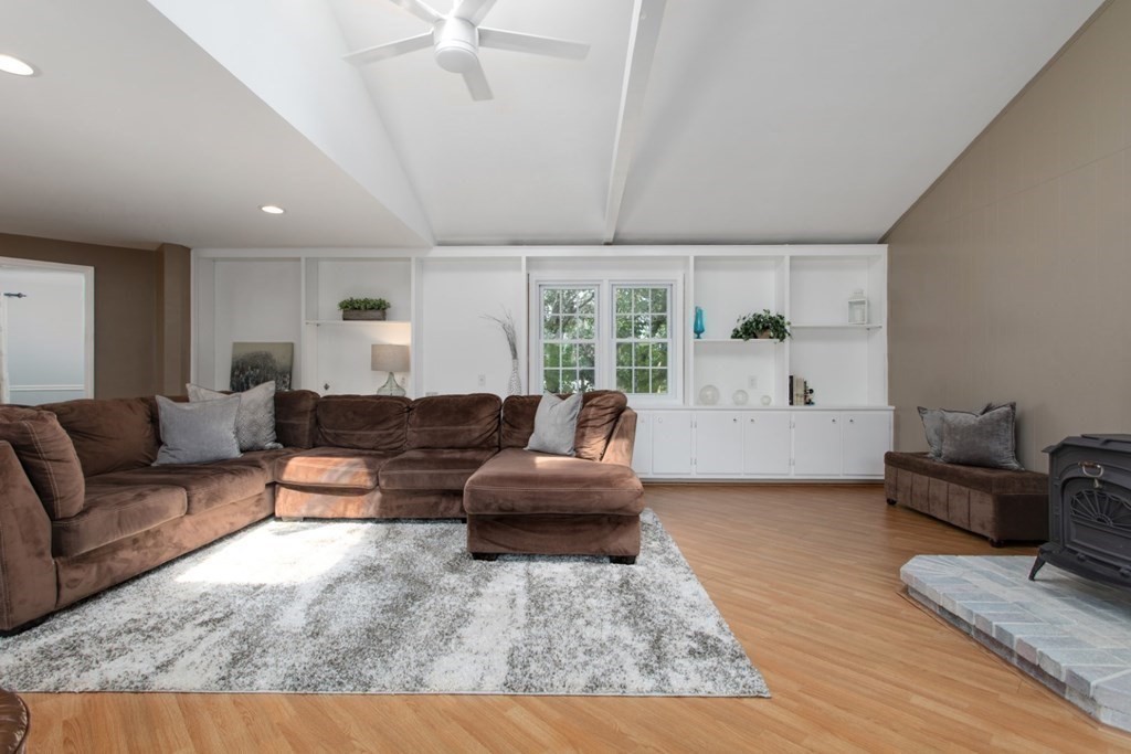 2 Hamilton Road Peabody, MA 01960 - Photo 13 of 40 Gallery Image 13