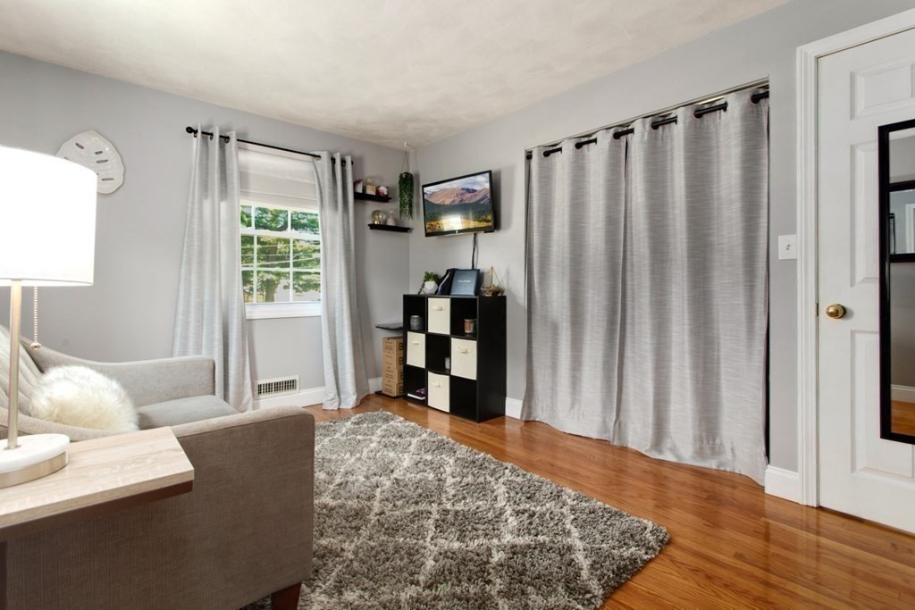 2 Hamilton Road Peabody, MA 01960 - Photo 18 of 40 Gallery Image 18