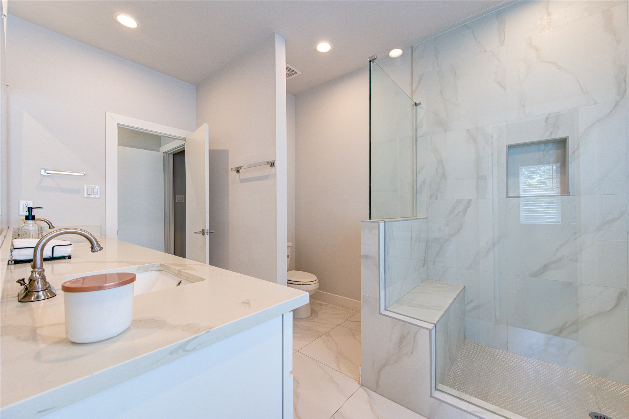 847 Rachel Street, Unit G Houston, TX 77091 - Photo 39 of 42