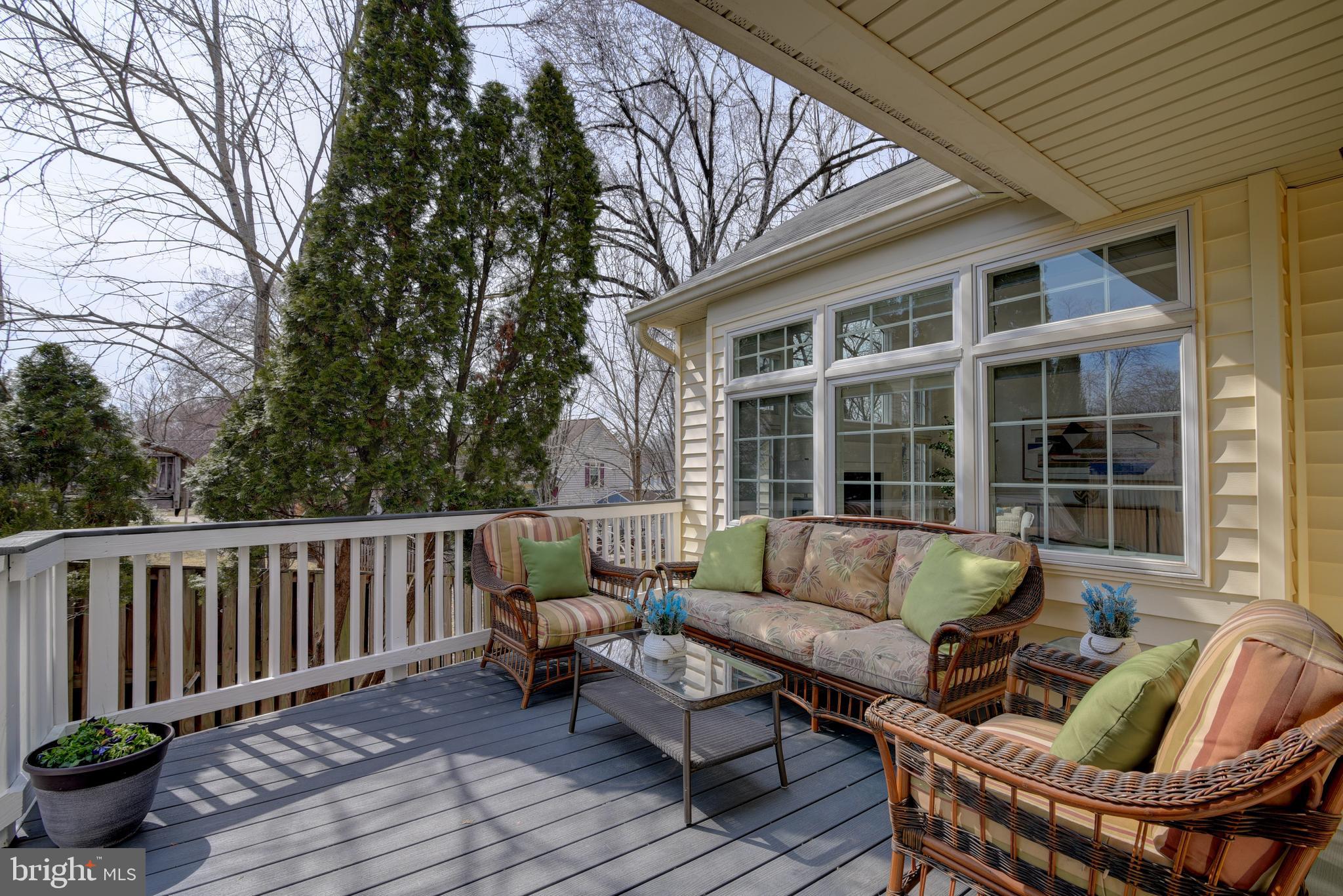 1522 Coat Ridge Road Herndon, VA 20170 - Photo 15 of 41 Private Deck is Perfect Spot to Relax.