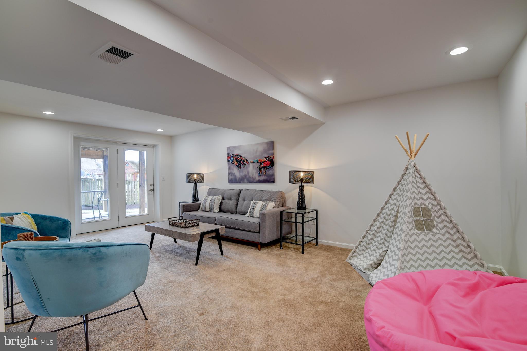 1522 Coat Ridge Road Herndon, VA 20170 - Photo 24 of 41 Lower Level Walk-out Recreation Room