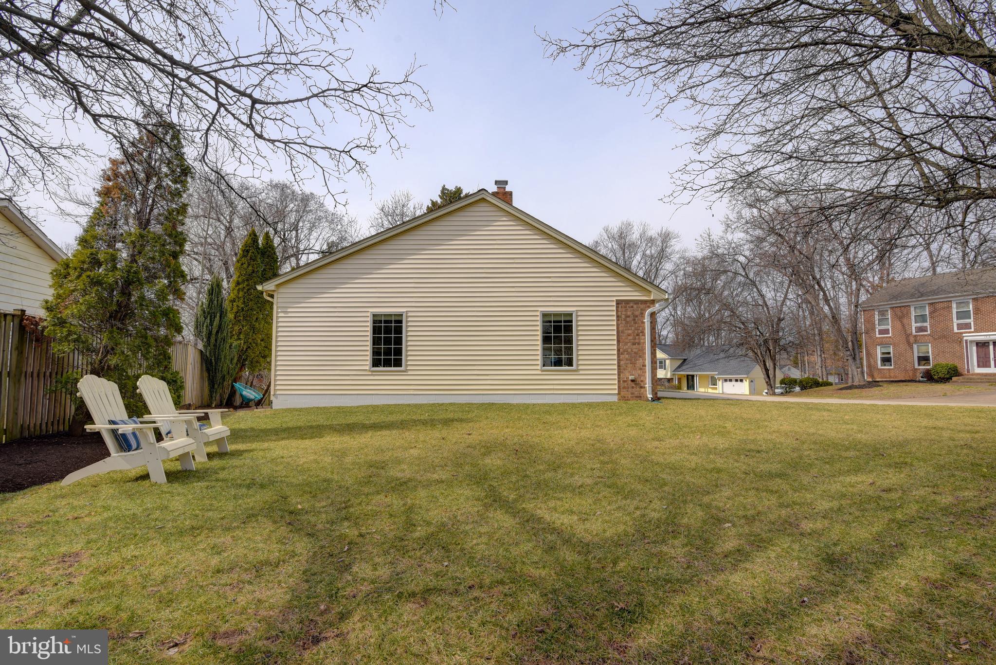 1522 Coat Ridge Road Herndon, VA 20170 - Photo 30 of 41 Yard Offers Room to Play.