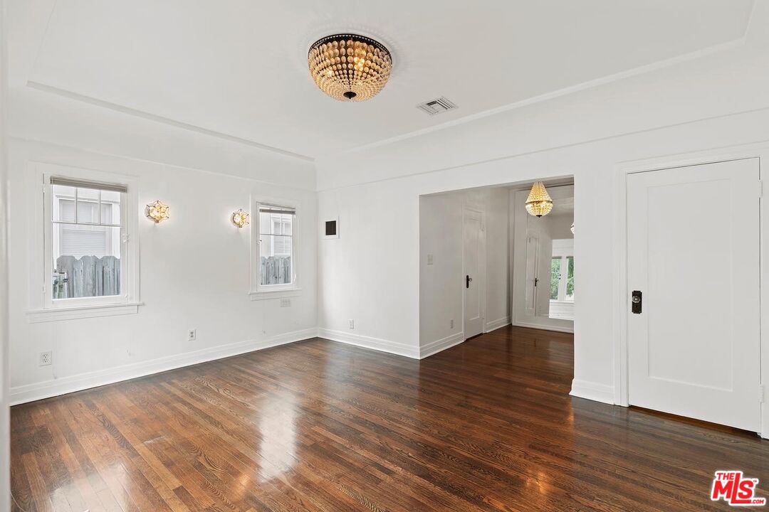 228 Rennie Avenue Venice, CA 90291 - Photo 14 of 26
