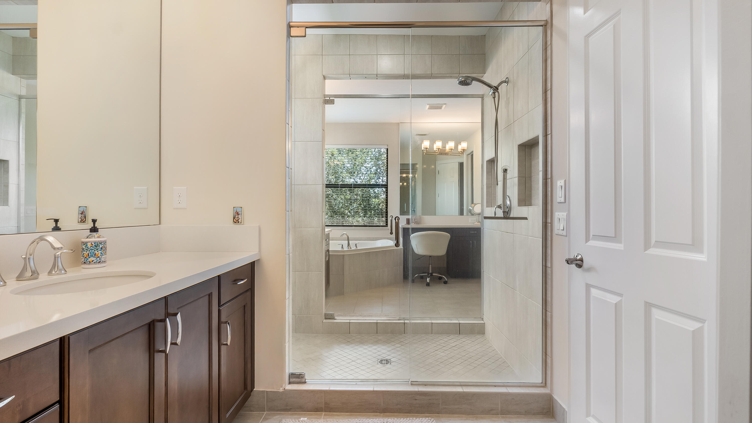 8520 Lewis River Road Delray Beach, FL 33446 - Photo 37 of 86 DSC00855