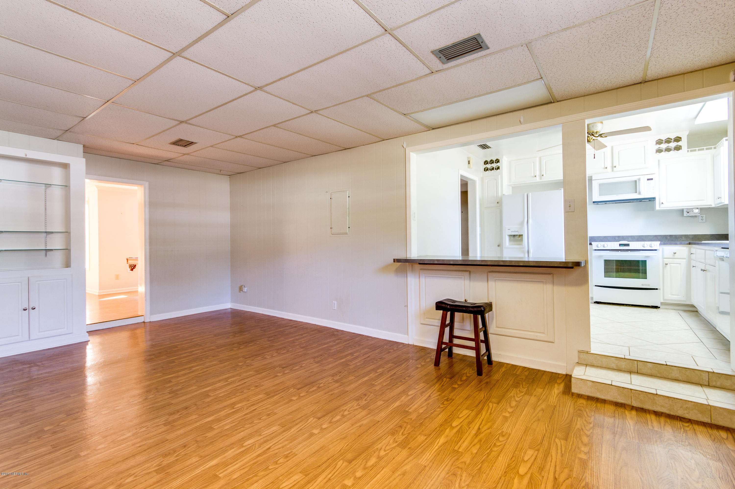 1063 Gunka Road Jacksonville, FL 32216 - Photo 13 of 39 20170201 1063 Gunka Rd013LARGE