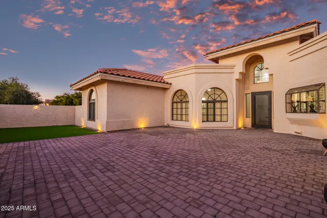 $889,000 | 18942 East Mountainaire Drive, Rio Verde, AZ 85263