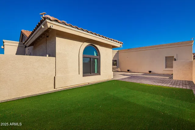 $889,000 | 18942 East Mountainaire Drive, Rio Verde, AZ 85263