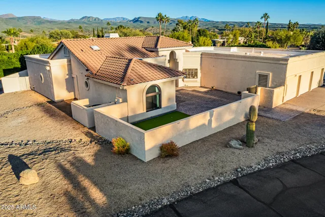 $889,000 | 18942 East Mountainaire Drive, Rio Verde, AZ 85263
