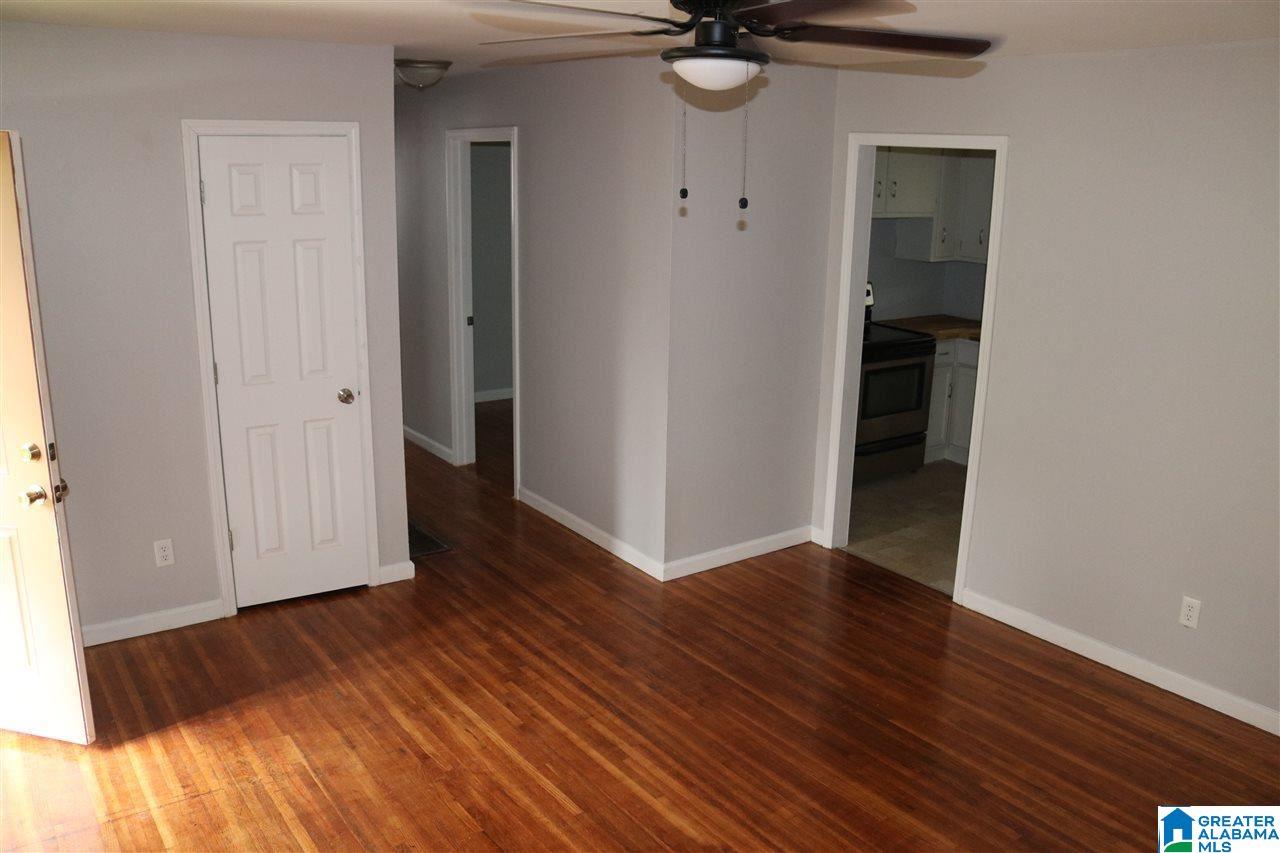 1004 Pineview Road Birmingham, AL 35228 - Photo 2 of 11