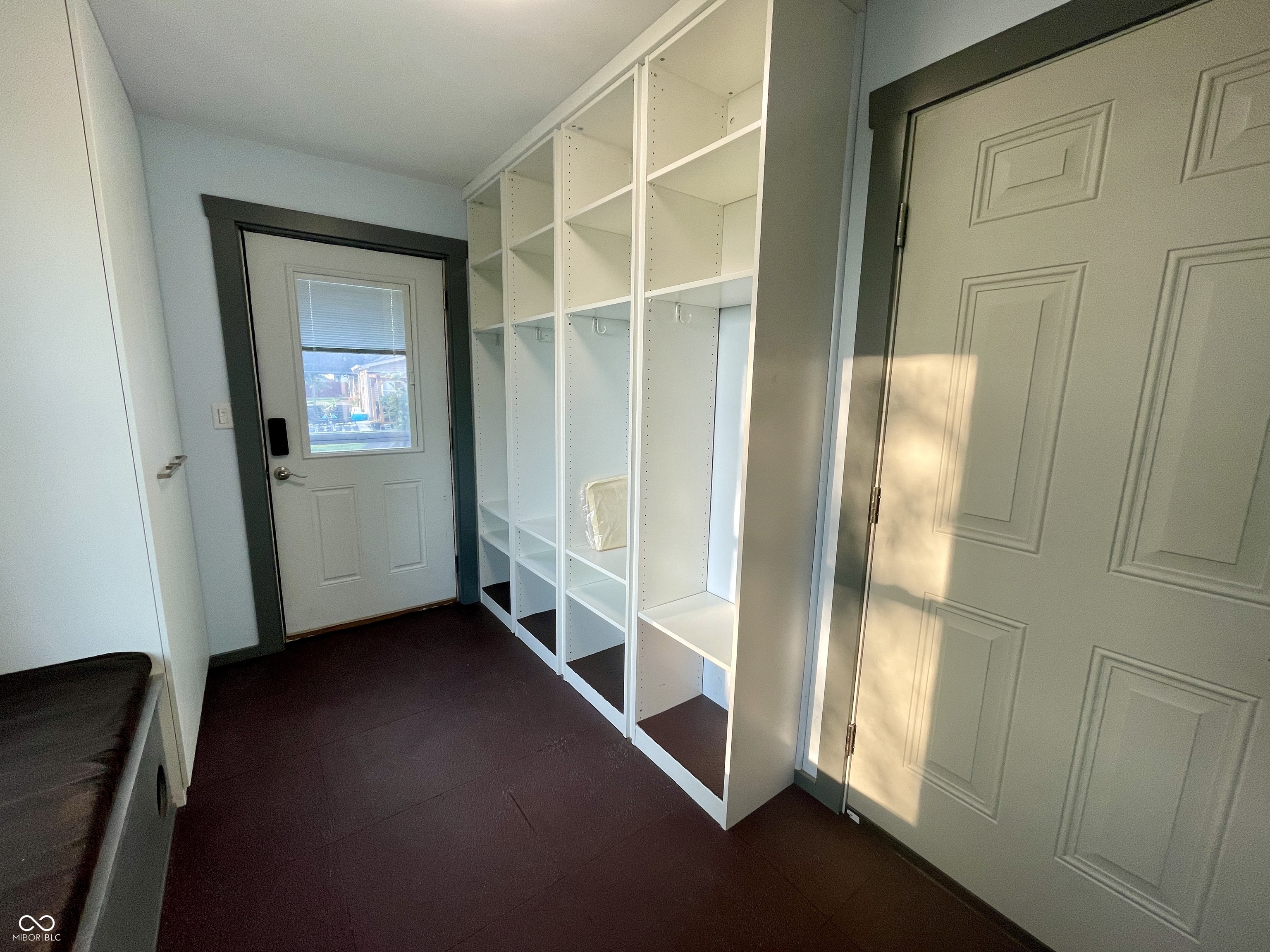 2999 Prairie Stream Way Columbus, IN 47203 - Photo 14 of 47 Gallery Image 14