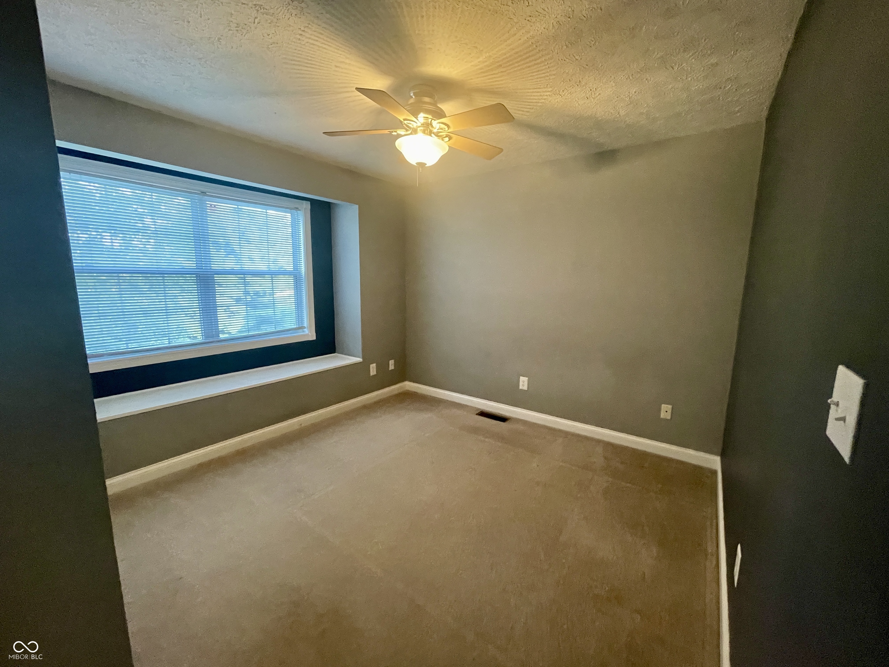 2999 Prairie Stream Way Columbus, IN 47203 - Photo 26 of 47 Gallery Image 26