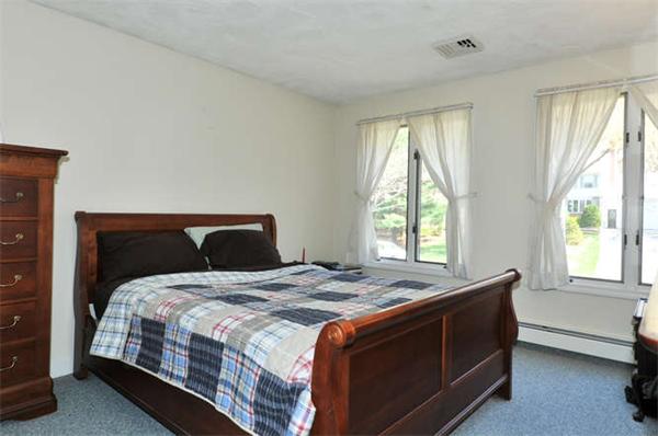 6 Nottingham Road Westborough, MA 01581 - Photo 18 of 28 Gallery Image 18