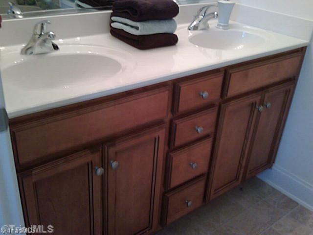 3762 Shadow Ridge Drive High Point, NC 27265 - Photo 2 of 10 Master Bath/Spa.