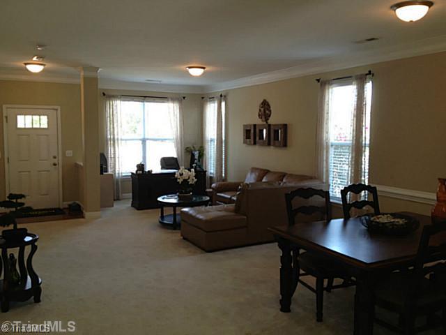 3762 Shadow Ridge Drive High Point, NC 27265 - Photo 9 of 10 Living Room.