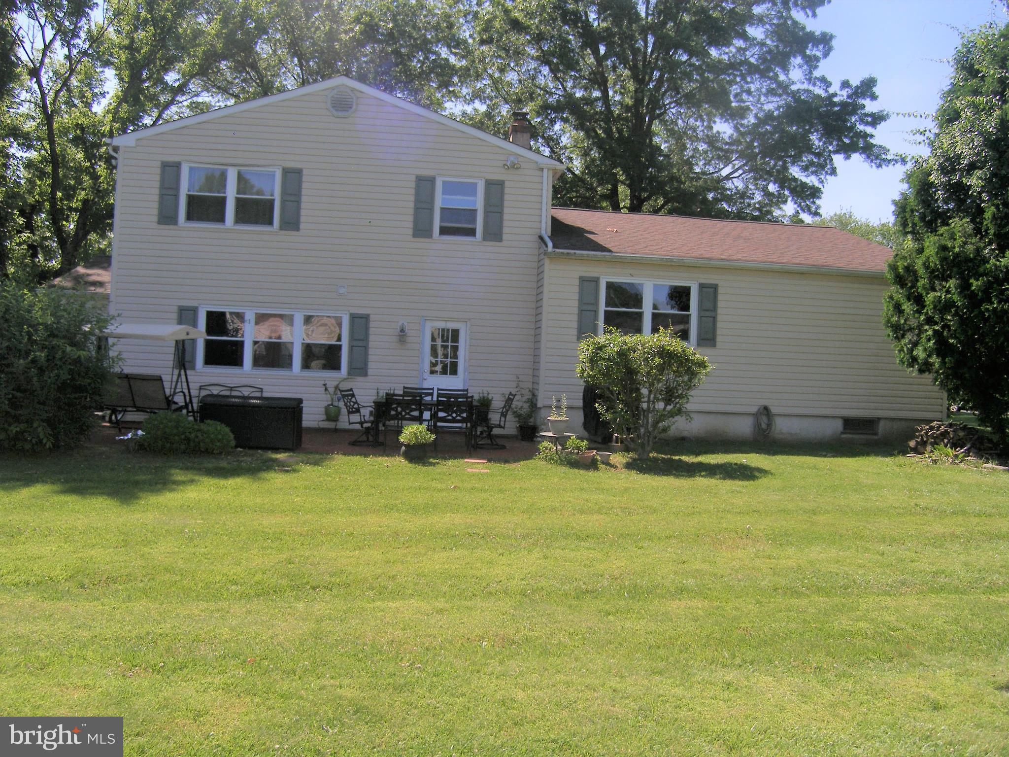 104 Lempa Road Southampton, PA 18966 - Photo 2 of 15 Gallery Image 2
