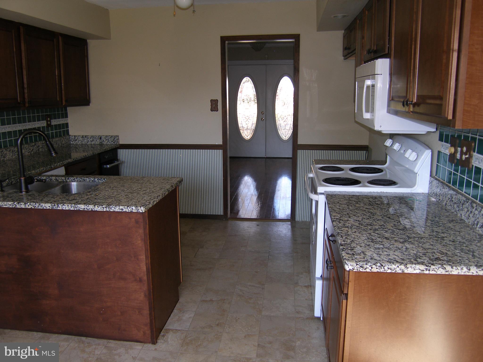 104 Lempa Road Southampton, PA 18966 - Photo 6 of 15 Gallery Image 6