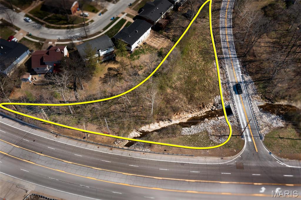 4598 Lemay Ferry Road St. Louis, MO 63129 - Photo 2 of 8