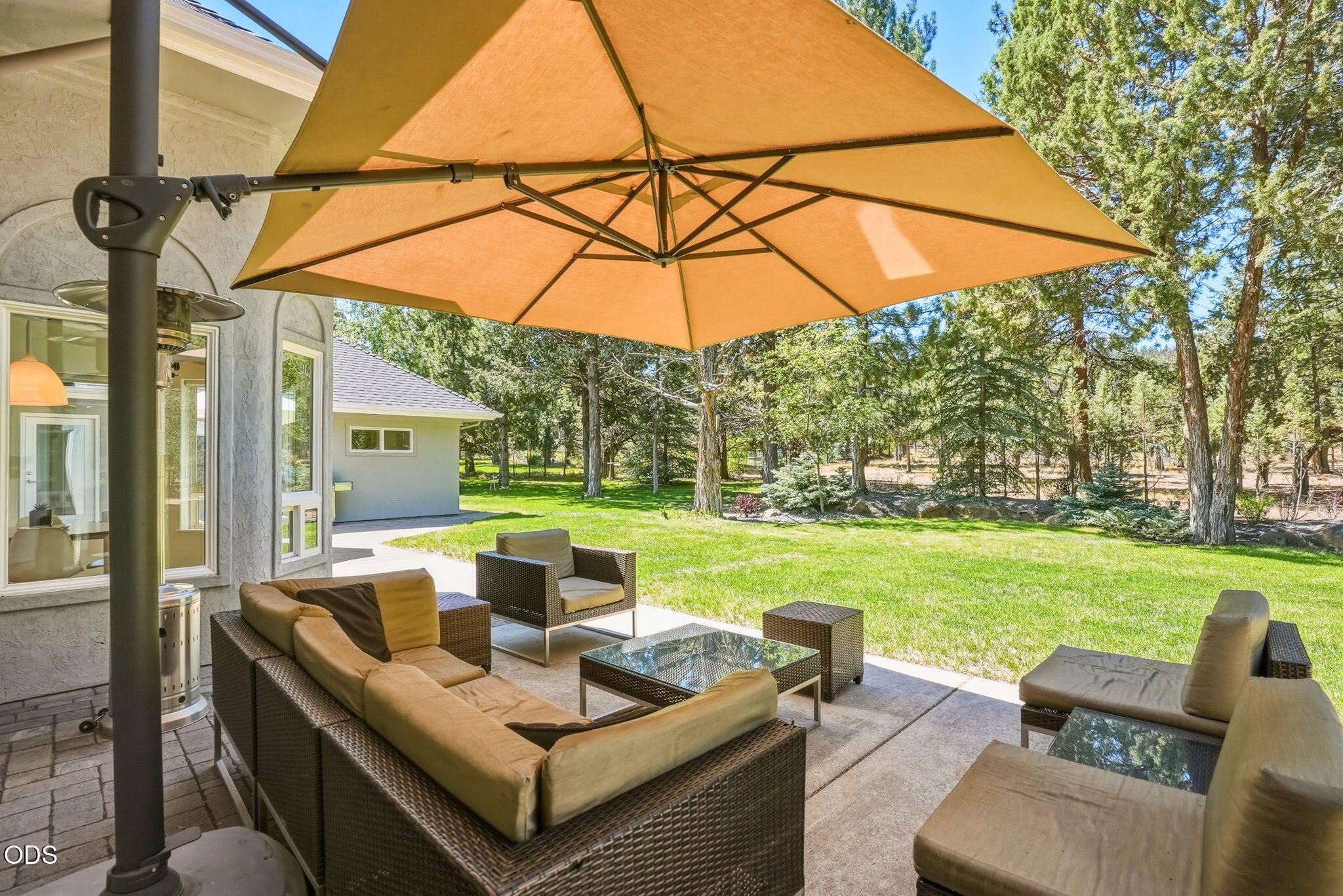 3729 Northwest Summerfield Road Bend, OR 97703 - Photo 63 of 72