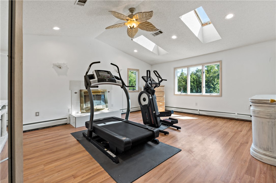 693 Crandall Road Tiverton, RI 02878 - Photo 17 of 38