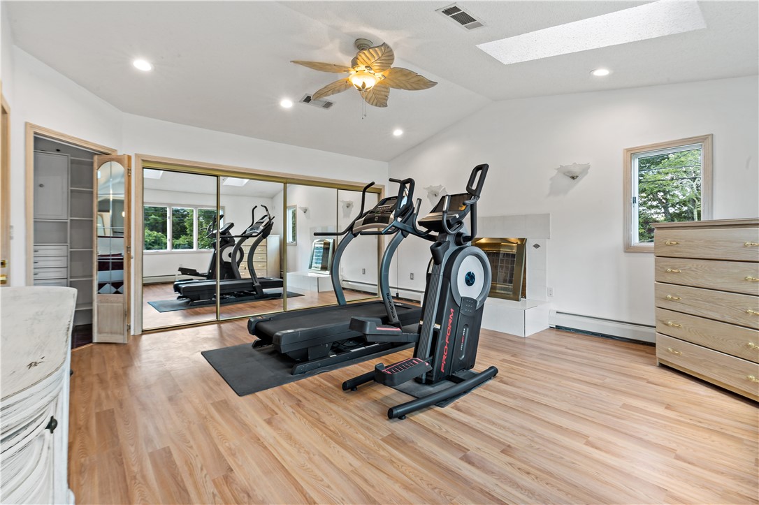 693 Crandall Road Tiverton, RI 02878 - Photo 18 of 38