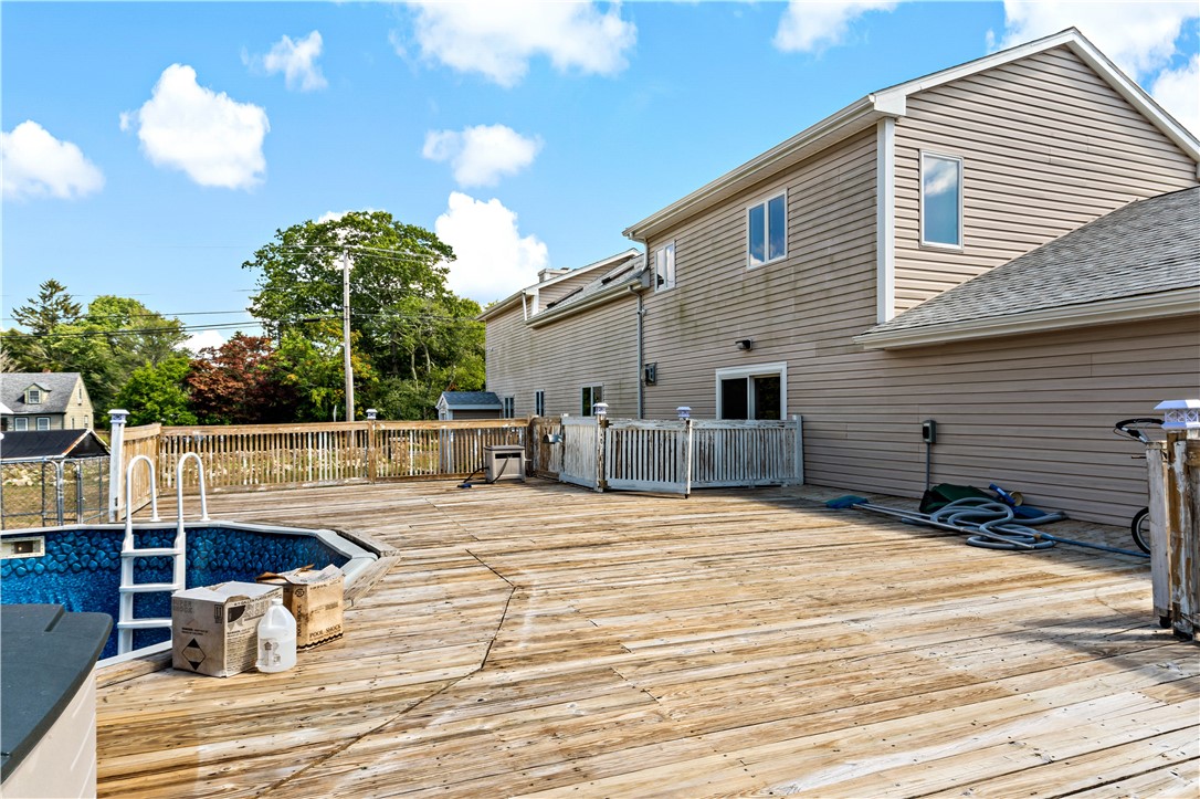 693 Crandall Road Tiverton, RI 02878 - Photo 32 of 38