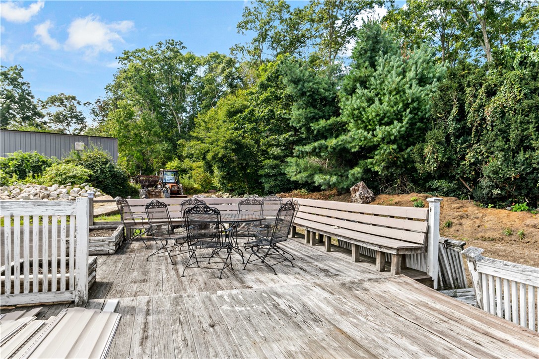 693 Crandall Road Tiverton, RI 02878 - Photo 34 of 38