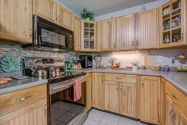 $289,900 | 10364 Highway 48, Aurora, IN 47001