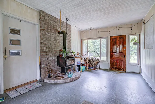 $289,900 | 10364 Highway 48, Aurora, IN 47001