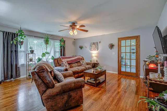 $289,900 | 10364 Highway 48, Aurora, IN 47001