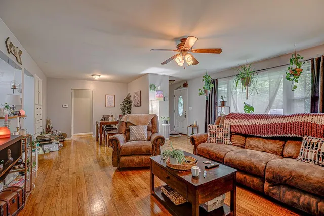 $289,900 | 10364 Highway 48, Aurora, IN 47001