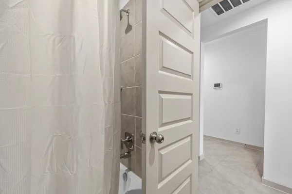 $2,250 | 4903 Pne Hvn Lane, Fresno, TX 77545