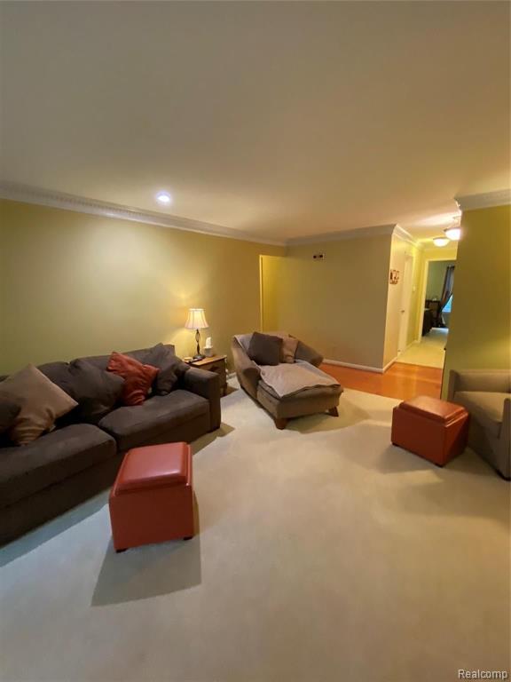 1625 Huntington Park, Unit 39 Rochester Hills, MI 48309 - Photo 3 of 21