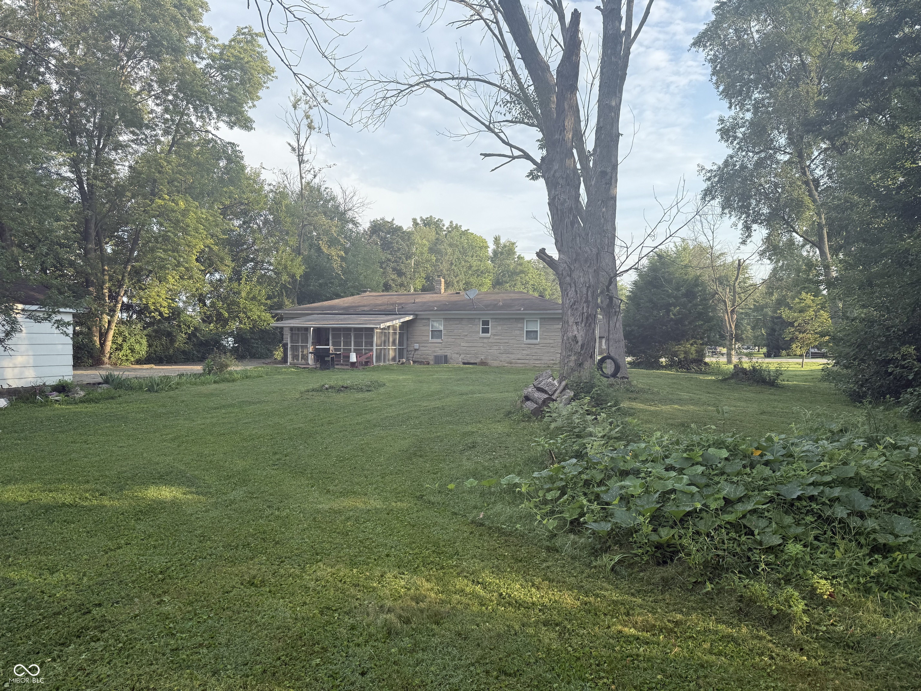 1607 East Stop 12 Road Indianapolis, IN 46227 - Photo 11 of 19