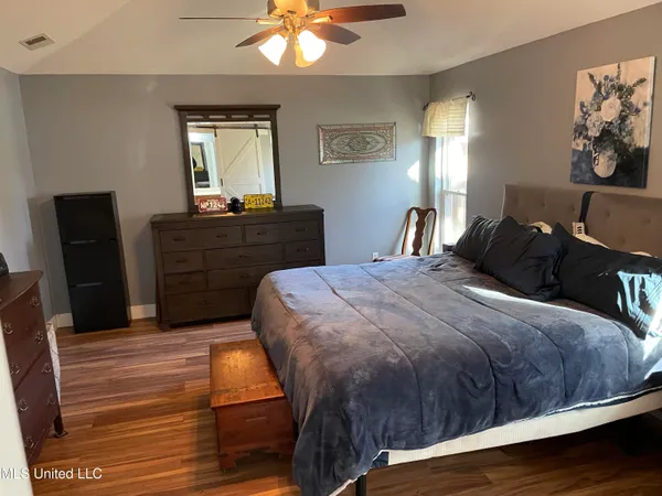 $279,900 | 1915 Gayfer Drive, Horn Lake, MS 38637