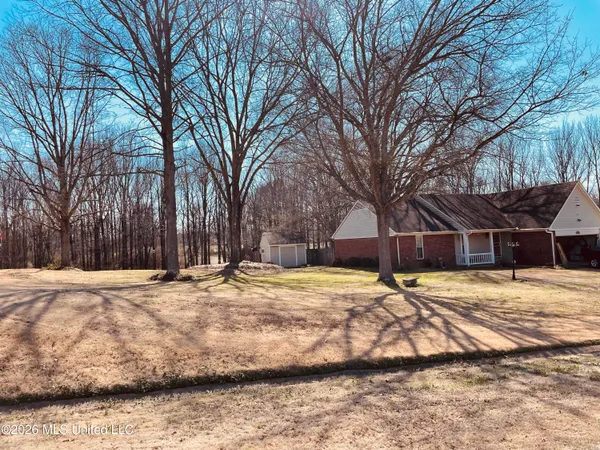 $279,900 | 1915 Gayfer Drive, Horn Lake, MS 38637