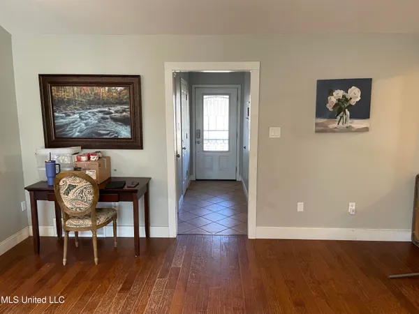 $279,900 | 1915 Gayfer Drive, Horn Lake, MS 38637
