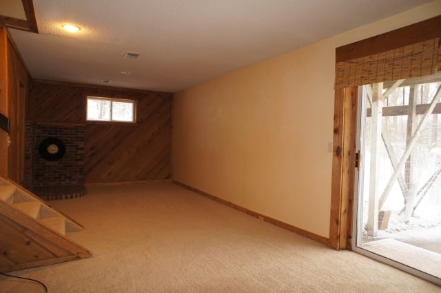 3838 Manchester Road Traverse City, MI 49686 - Photo 22 of 31 1814028-21.JPG