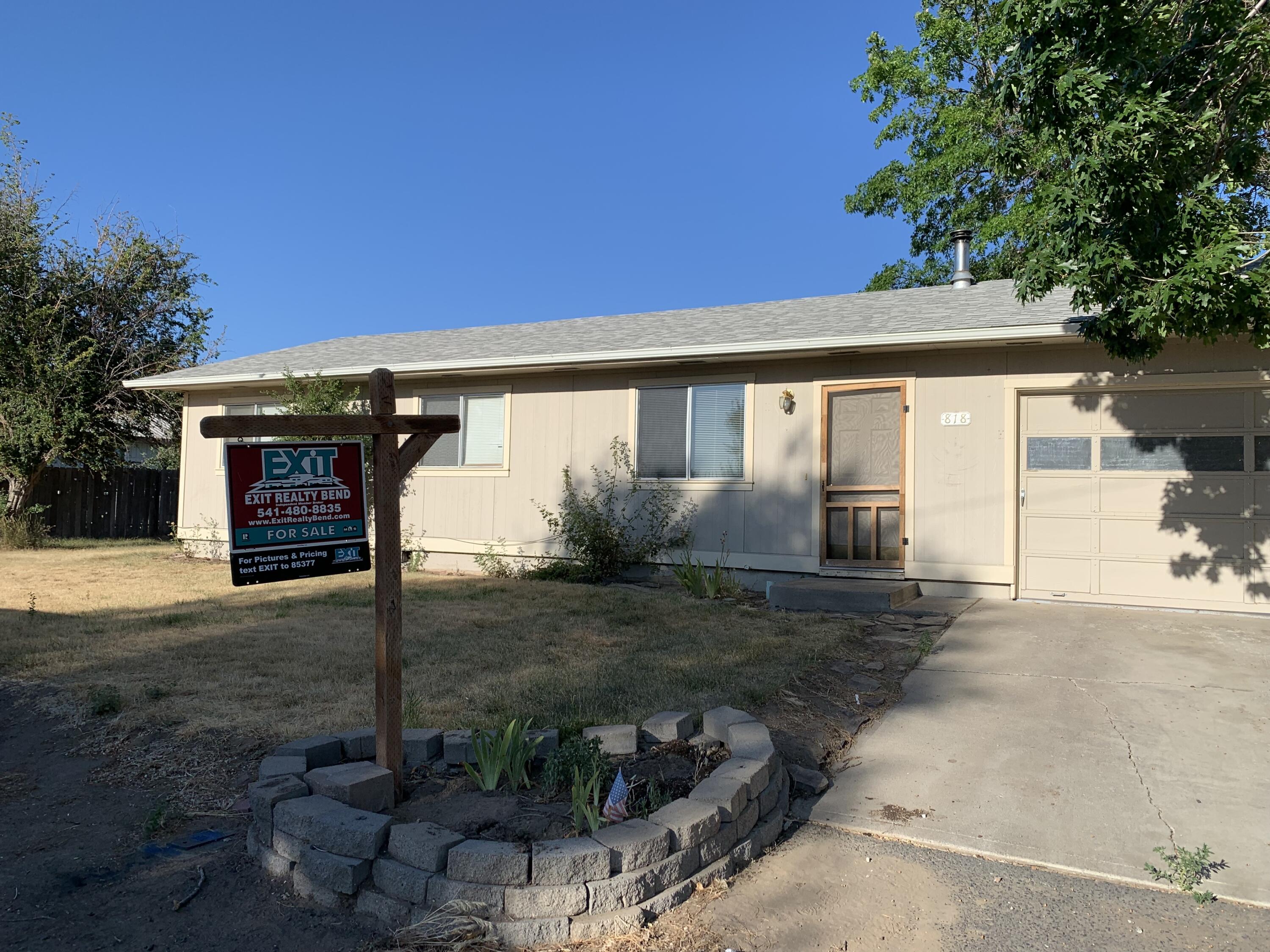 818 East Ridgeview Drive Culver, OR 97734 - Photo 1 of 12 IMG_5343