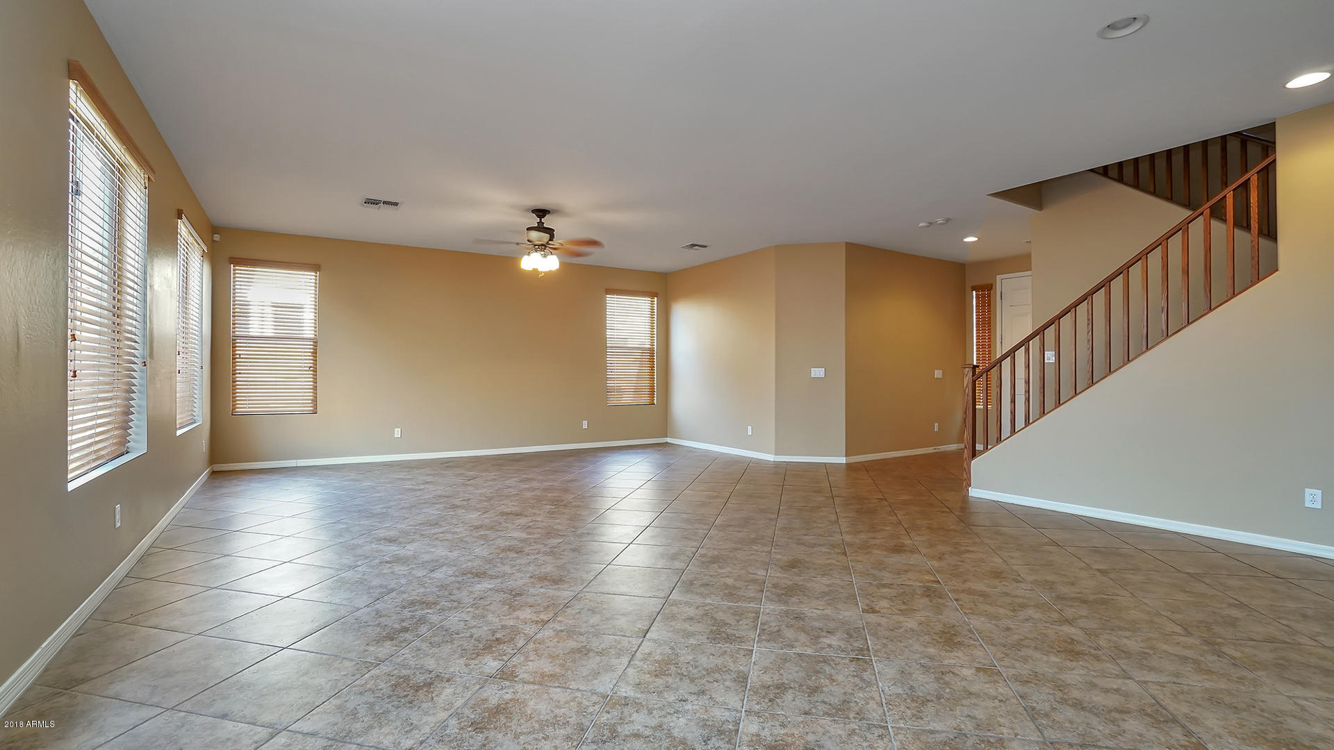 5416 West Rowel Road Phoenix, AZ 85083 - Photo 8 of 40 5416 W Rowel Rd-8