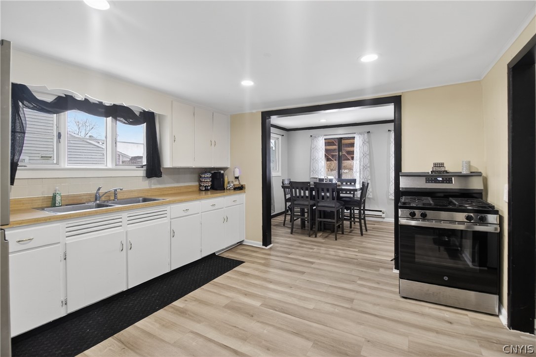 1213 Walnut Street Utica, NY 13502 - Photo 11 of 34